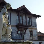 Apartamentos La Fuente De Enmedio