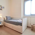 Teodosio Apartment FREE PARKING&CENTRAL AC