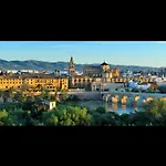Centro Historico Mezquita Juderia La Preferida