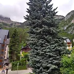 La Moleta Avairent Canfranc Estacion