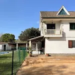 Amplia Casa Familiar