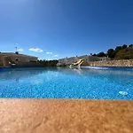 Cala-Azul Y Jacuzzi