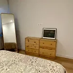 Piso De 2 Habitaciones En Centro, Zona Muy Tranquila Con Playa A 2 Min Andando