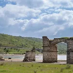Hospederia Puente De Alconetar