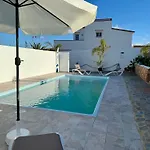 Villa Residencial El Guaidil