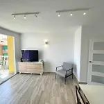 Nuevo, A 80 Metros Del Mar Y La Playa
