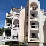 Candesun Apartment***