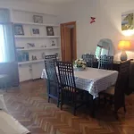 Casa De Adriana