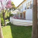Hotel Tugasa El Almendral