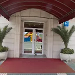 Hotel Escudero