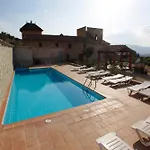 Mas la Planella Masia de Turismo Rural