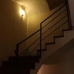 Hostal Adarnius