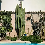 La Casa Del Obispo