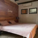 Casa Rural La Caprichosa With Private Swimming Pool