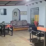 Casa De Campo Con Piscina Y Barbacoa