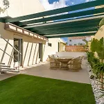 Villa Mimosas