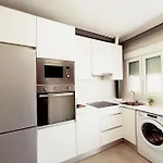 Los Santos 2 Suites, Playa A 1 Min, 2 Hab, Wifi Y Aire Acondicionado