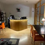 Kubik Hotel