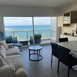 Las Palmas 4