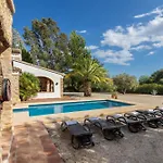 Villa Fantaxat By Abahana Villas