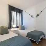 Uhc Mexico I Apartments