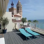 Atico Con Fantasticas Vistas Al Mar Y La Iglesia