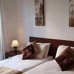 Apartamento Tranquilo Cerca De Buena Piscina Y Con Buen Aire Acondicionado
