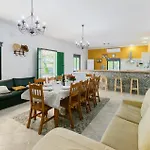 6 Bedroom Amazing Home In La Puebla De Los Infan