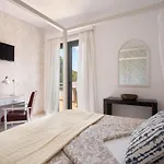 Bella Colina I Vintage Hotel 1953