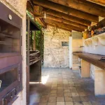 Es Galliner S\'Hort De Sa Begura