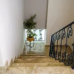Apartamentos Puente Romano Suites