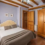 Casas Santos Y Tolta