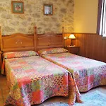 Apartamentos Rurales La Escuela