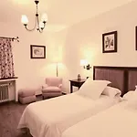 Casona De Navalmedio