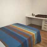 Cómodo apartamento en zona antigua