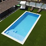 Chalet Oasis, Piscina, Barbacoa, Jardin, Amigos, Familia, Grupos, Casa, Villa