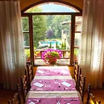 Hostal Els Roures
