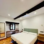 Apartamentos Rurales L\'Arquera