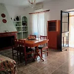 Vivienda Rural Los Iberos M&M,