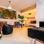 Villa Shangri-La