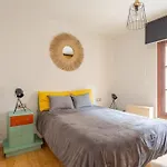 La Casita De Reloj