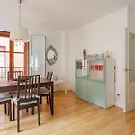 La Casita De Reloj