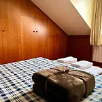 Apartamentos Turisticos Cuirgu