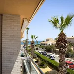 - - - - - FRONT LINE - - - - - Primera Línea - - - - - Apartments in Playa Flamenca