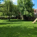 La Casa Del Pueblo El Berrugon