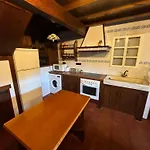Casita de Lubre