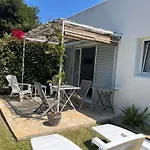 Habitación con jardín y terraza en el Tosalet