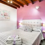 Cozy Rustic House & Terrace, El Pinar