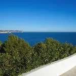 Vertigo- Managed By Almarina