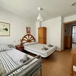Family Stay House With Pool
